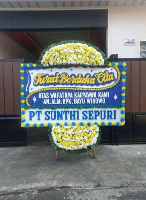 Papan Bunga Duka di Plosoklaten